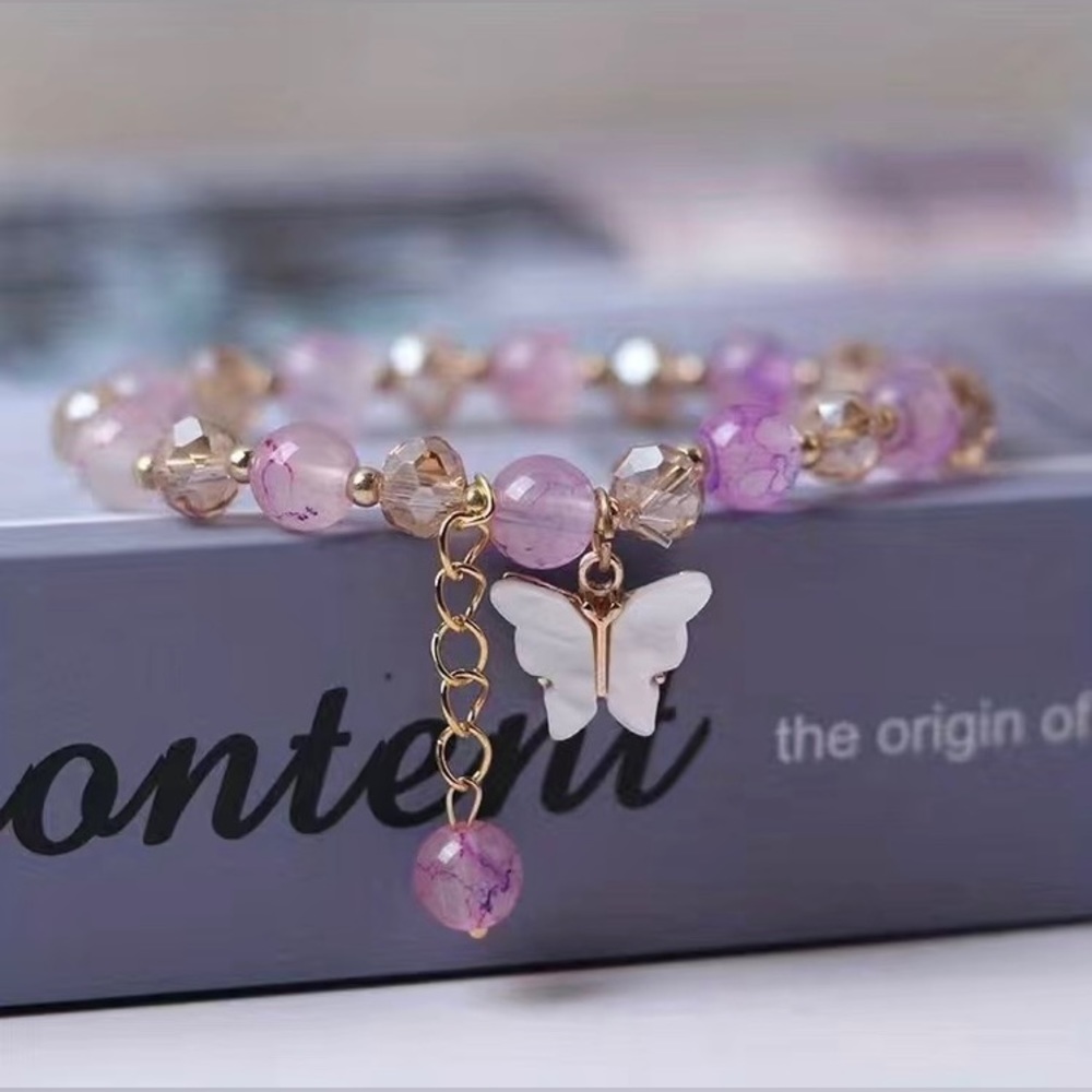 Cute Elastic Beaded Butterfly Pendant Bracelet (White Butterfly)